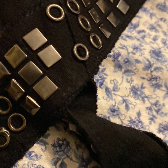 Guess top with brass beads size M - Picture 10 of 11